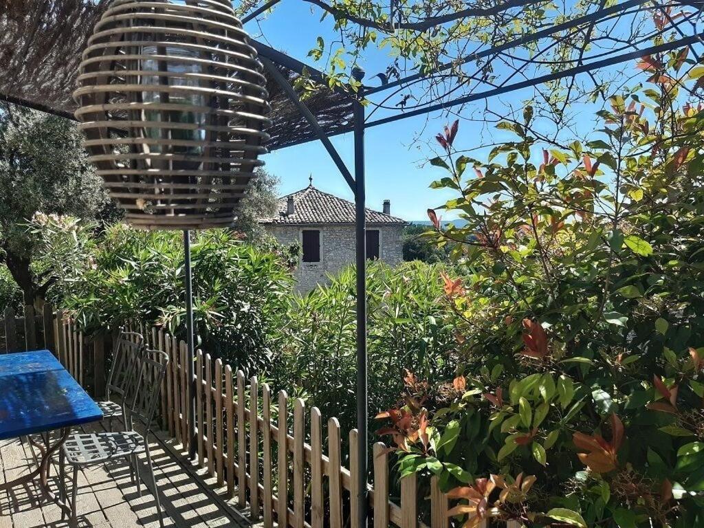 Armen Villa Vezenobres Buitenkant foto