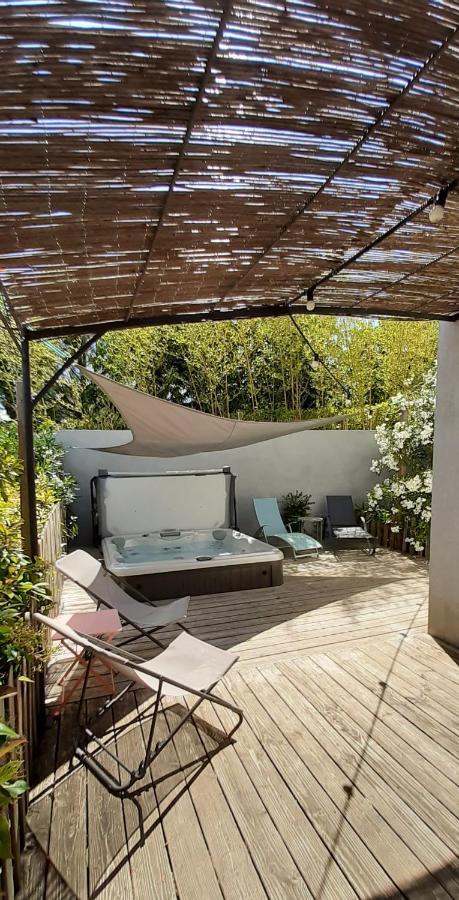 Armen Villa Vezenobres Buitenkant foto